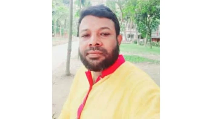 নাটোরে বিএনপি নেতাকে গলা কেটে হত্যা, অভিযুক্তের বাড়িতে আগুন ও বৃদ্ধার মৃত্যু